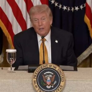 Ντόναλντ Τραμπ: Η επίθεση  στο Ιράν απέτρεψε τον Γ΄ Παγκόσμιο Πόλεμο