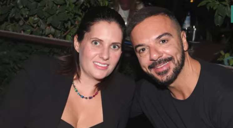 Ο Τριαντάφυλλος χώρισε μετά από 19 χρόνια με τη σύζυγό του: Τώρα πια, έμαθα από τα λάθη μου και όποια θα είναι μαζί μου, θα είναι πολύ τυχερή (βίντεο)