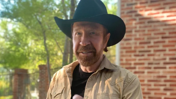 Πέθανε σε ηλικία 86 ετών ο θρυλικός ηθοποιός και αθλητής πολεμικών τεχνών Τσακ Νόρις