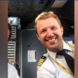 Λιμανάκια Βουλιαγμένης: Βρέθηκε οπτικό υλικό του 34χρονου δύτη – Φαίνονται οι προσπάθειες που κάνει να βγει έξω από το «πηγάδι του διαβόλου»