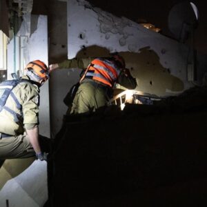 Ιρανικά αντίποινα στο Τελ Αβίβ για την εξόντωση Λαριτζανί με μπαράζ βομβαρδισμών  και δύο νεκρούς