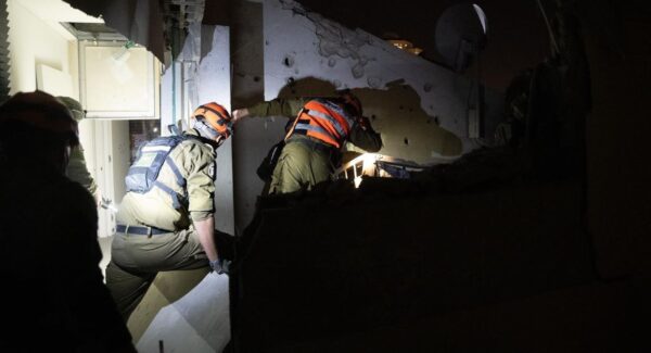 Ιρανικά αντίποινα στο Τελ Αβίβ για την εξόντωση Λαριτζανί με μπαράζ βομβαρδισμών  και δύο νεκρούς