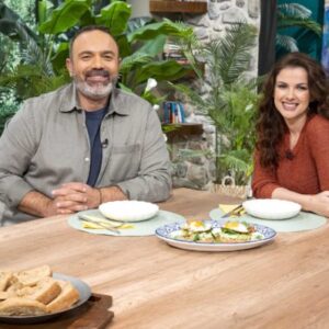 ΕΡΤ1: «ΠΟΠ Μαγειρική» με τον Ανδρέα Λαγό – Καλεσμένοι οι Κωνσταντίνα Κλαψινού, Αλέξιος Κοτσώρης, Γιώργος Βάλαρης, Σοφία Μανωλάκου, Μαρία Καλλιμάνη – Aπό 30.03.2026 έως 03.04.2026