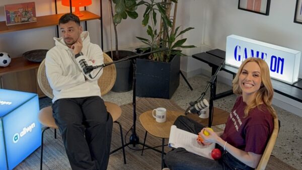 Ο Σωτήρης Νίνης στο Game On με τη Ντορέττα Παπαδημητρίου: Οι κορυφαίες στιγμές στην καριέρα του, η ζωή μετά το ποδόσφαιρο και ο ρόλος του πατέρα – Αποκαλυπτική συνέντευξη στο vidcast με χορηγό την Allwyn