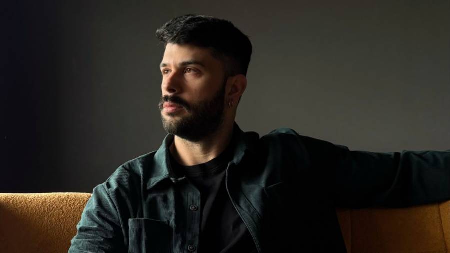 «Αν δεν αγαπάς» ήδη τον Κωνσταντίνο Θανόπουλο… θα τον αγαπήσεις με το καινούριο του τραγούδι!