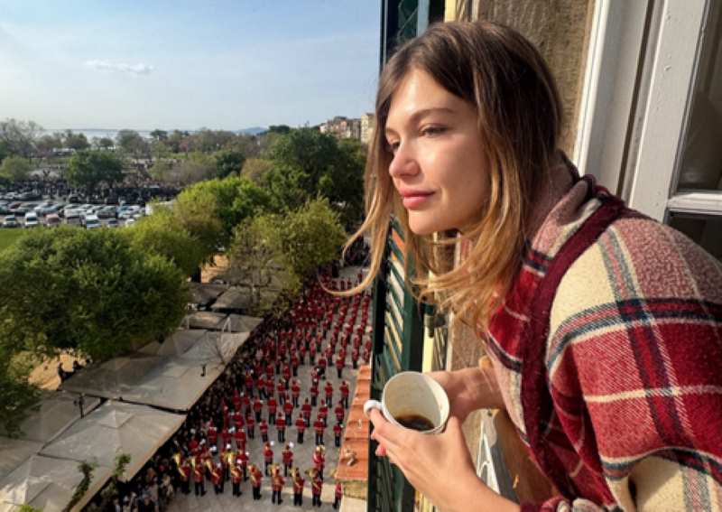 Κλέλια Ανδριολάτου: Πάσχα στην Κέρκυρα με τον αγαπημένο της  – Φωτογραφίες