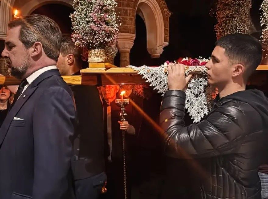 Γιώργος Τσαλίκης: Κρατήσαμε με τους γιους μου, τον Νικόλαο Ντε Γκρες και άλλους πιστούς τον Επιτάφιο – Βίντεο