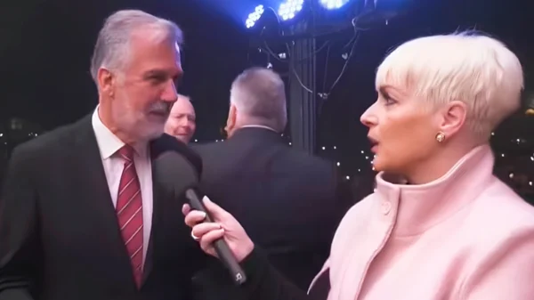 «Υπάρχει δήμαρχος για το κανάλι σας;»: Απίστευτο σκηνικό στην Κέρκυρα μεταξύ δημάρχου και δημοσιογράφου – Βίντεο