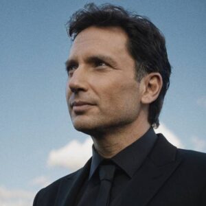 Δημήτρης Κανέλλος: Κάνει τη μουσική ανατροπή με τη δυναμική μπαλάντα «Το Σ΄Αγαπώ Μισοσβησμένο» και την υπογραφή του Λευτέρη Κιντάτου (βίντεο)