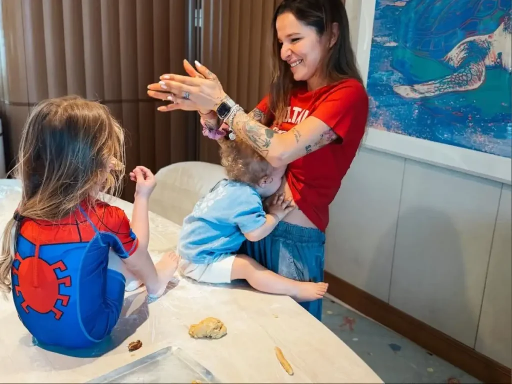 Εριέττα Κούρκουλου: Οι φωτογραφίες από το Πάσχα στην Κέρκυρα με τα παιδιά της – Φωτογραφίες