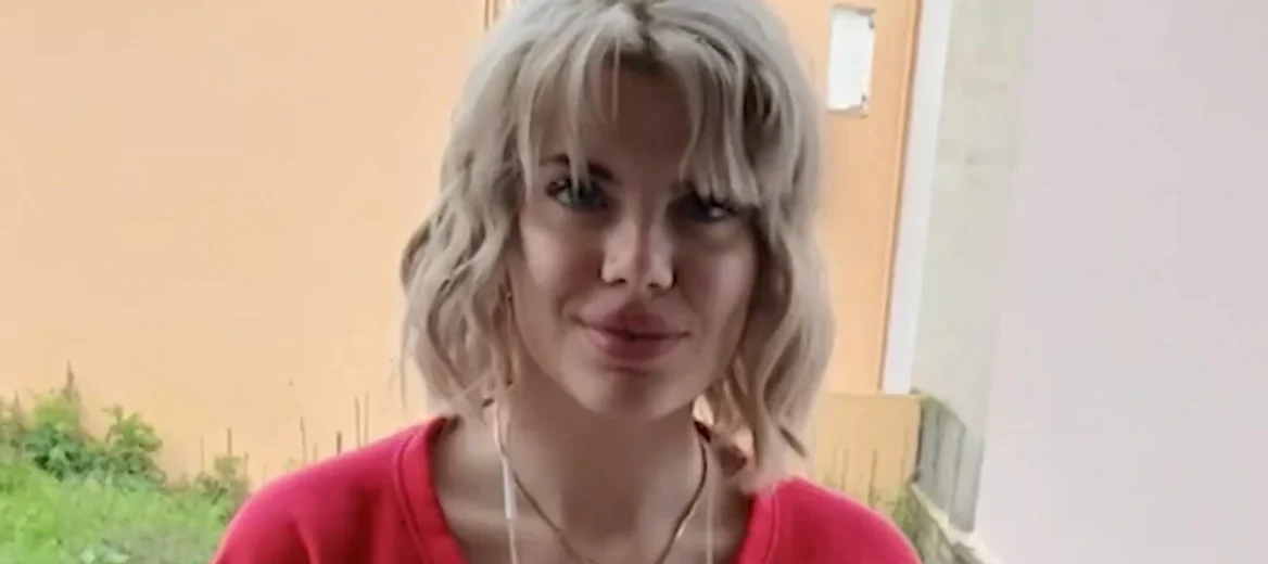 Κεφαλονιά: Προφυλακιστέοι και οι τρεις κατηγορούμενοι για τον θάνατο της Μυρτώς – «Δολοφόνοι» φώναζε το συγκεντρωμένο πλήθος που απειλούσε να τους λιντσάρει (βίντεο)