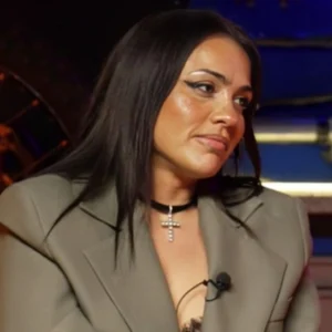 Κόνι Μεταξά: Δεν κάνω σεξ, μου αρέσει να είμαι μόνη μου (βίντεο)