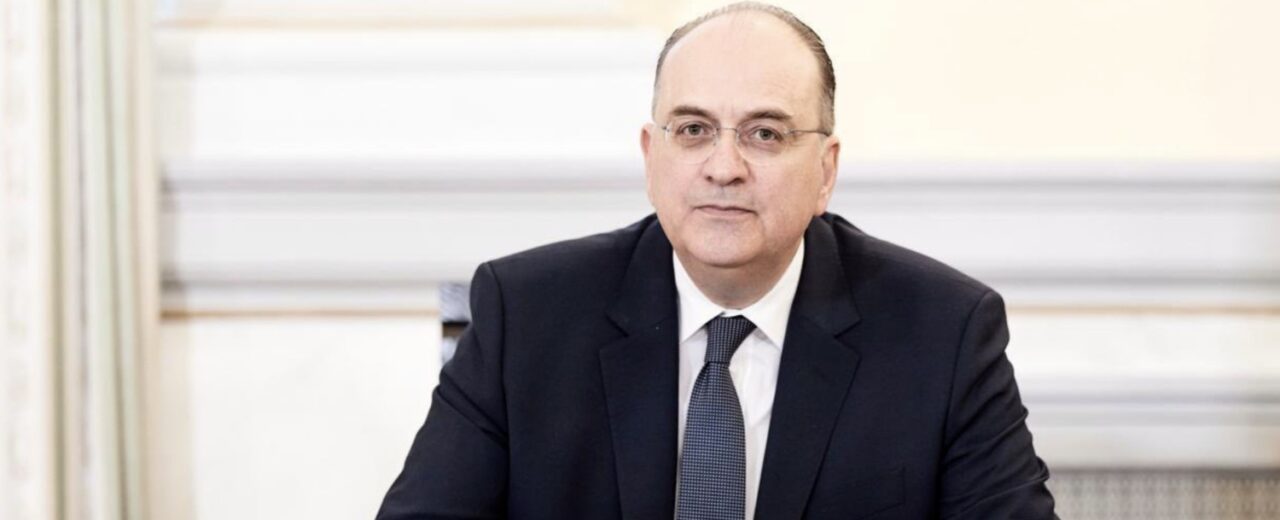 Παραιτήθηκε ο Μακάριος Λαζαρίδης: «Στάθηκα στην πολιτική, πάντα με το κεφάλι ψηλά»