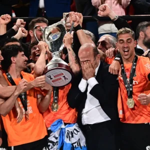 ΠΑΟΚ – ΟΦΗ 2-3:  Τα «κοπέλια» τρέλαναν την Ελλάδα και πήραν το Κύπελλο στην Κρήτη!