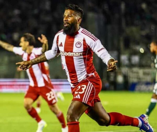 Παναθηναϊκός – Ολυμπιακός 0-2: Ζωντανός στο κυνήγι της ΑΕΚ με εύκολο διπλό στη Λεωφόρο