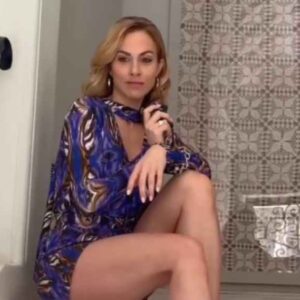 Ντορέττα Παπαδημητρίου: Ο ξέφρενος χορός σε κατάστρωμα πλοίου και η αντίδραση της μητέρας της –Βίντεο