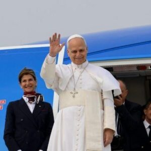 Πάπας Λέων σε Τραμπ: Θα συνεχίσω να μιλάω χωρίς φόβο κατά του πολέμου