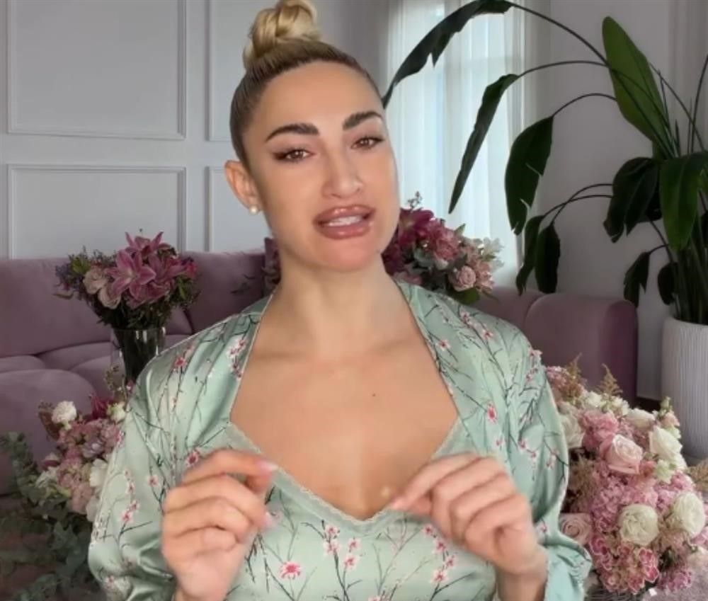 Δακρυσμένη η Ιωάννα Τούνη: “Για πρώτη φορά η ντροπή αλλάζει όντως πλευρά και αυτό το καταφέραμε μαζί”(βίντεο)