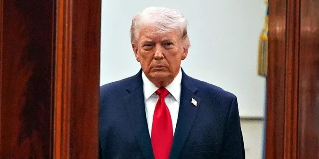 Τραμπ: Μπαράζ απειλών κατά του Ιράν – «Ο χρόνος λήγει την Τρίτη, θα τα ανατινάξουμε όλα» αν δεν επιτευχθεί συμφωνία, ανοίξτε το γ@@@@@νο Στενό»