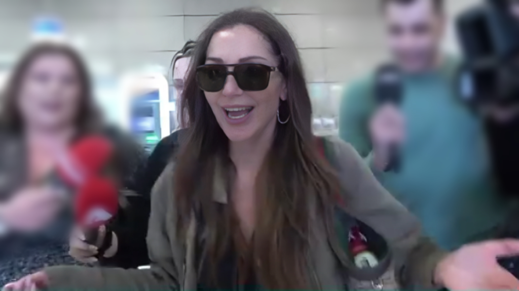 Δέσποινα Βανδή: Η on camera αντίδραση μετά τις φήμες που τη θέλουν να “μετακομίζει” στο Hotel Ερμού