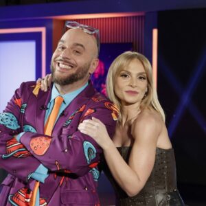 «Στην Αγκαλιά του Φάνη»: Ελεωνόρα Ζουγανέλη και Άγγελος Μπράτης ξεδιπλώνουν μαγειρικές γνώσεις και χορευτικές ικανότητες