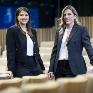 «Στο χιλιοστό»: Έρχεται στον ΣΚΑΪ η σειρά ντοκιμαντέρ με την Ελένη Βαρβιτσιώτη και τη Βικτώρια Δενδρινού – Δείτε τρέϊλερ