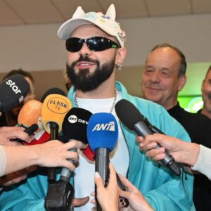 Ο Ακύλας επέστρεψε στην Ελλάδα μετά τον μεγάλο τελικό της Eurovision: «Ελπίζω να σας έκανα περήφανους» (εικόνες&βίντεο)