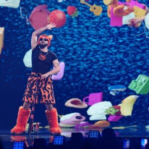Eurovision 2026: H ώρα του μεγάλου τελικού – «Αν θες να δεις τον Παρθενώνα, αν θες σουβλάκι ψήφισε Ελλάδα» η ανάρτηση του Akyla – Τα προγνωστικά – Βίντεο