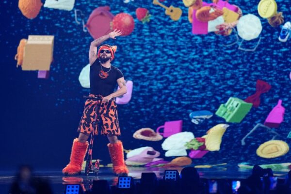 Eurovision 2026: H ώρα του μεγάλου τελικού – «Αν θες να δεις τον Παρθενώνα, αν θες σουβλάκι ψήφισε Ελλάδα» η ανάρτηση του Akyla – Τα προγνωστικά – Βίντεο