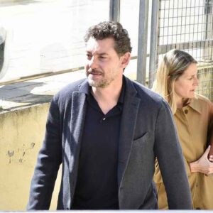 Βαρκελώνη: Ελεύθερος με εγγύηση 1 εκατομμυρίου ευρώ αφέθηκε ο γιός του ιδιοκτήτη της Mango, που συνελήφθη κατηγορούμενος  για τη δολοφονία του πατέρα του – Βίντεο