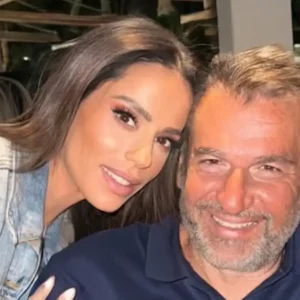 Μαρία Αντωνά αγκαλιά με τον Γιώργο Λιάγκα: «Χρόνια πολλά, καπετάνιε της καρδιάς μου»