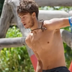 Survivor: Τα πρώτα λόγια του Σταύρου Φλώρου στην μητέρα του μετά τον ακρωτηριασμό – «Μαμά τι να στεναχωριέμαι, ζω» (βίντεο)