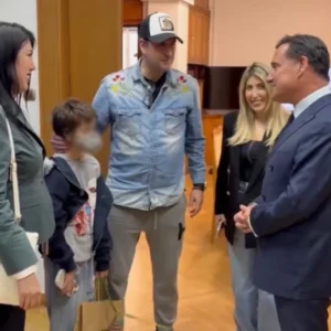 Η συγκινητική ανάρτηση του Άδωνι Γεωργιάδη για τη μικρή Κατερίνα που έδωσε μάχη με σπάνια αιματολογική ασθένεια – Βίντεο