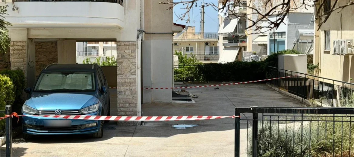 Ηλιούπολη : Το χρονικό της τραγωδίας  για τις δύο 17χρονες που πήδηξαν μαζί από ταράτσα πολυκατοικίας – Το σημείωμα και το ημερολόγιο που άφησαν – Ψυχολόγοι στο σχολείο τους