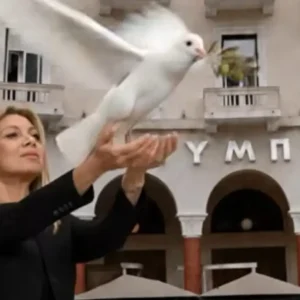 Η Μαρία Καρυστιανού ανακοινώνει το νέο κόμμα στις 21 Μαΐου – Το AI βίντεο με το περιστέρι και τον κλάδο ελιάς