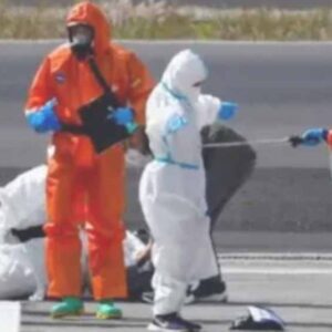 Σε εξέλιξη η εκκένωση  του κρουαζιερόπλοιου που έχει πληγεί από τον ιό στην Τενερίφη – Μέσω Ολλανδίας στην Ελλάδα θα έρθει ο Έλληνας επιβάτης – Θα μεταφερθεί στο Αττικόν για καραντίνα 45 ημερών  (βίντεο)