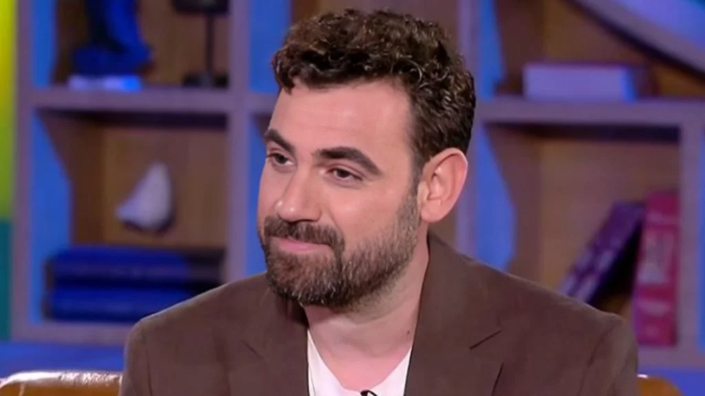 Νίκος Πολυδερόπουλος: Tώρα αν ήμουν υδραυλικός, θα είχα βγάλει λεφτά (βίντεο)