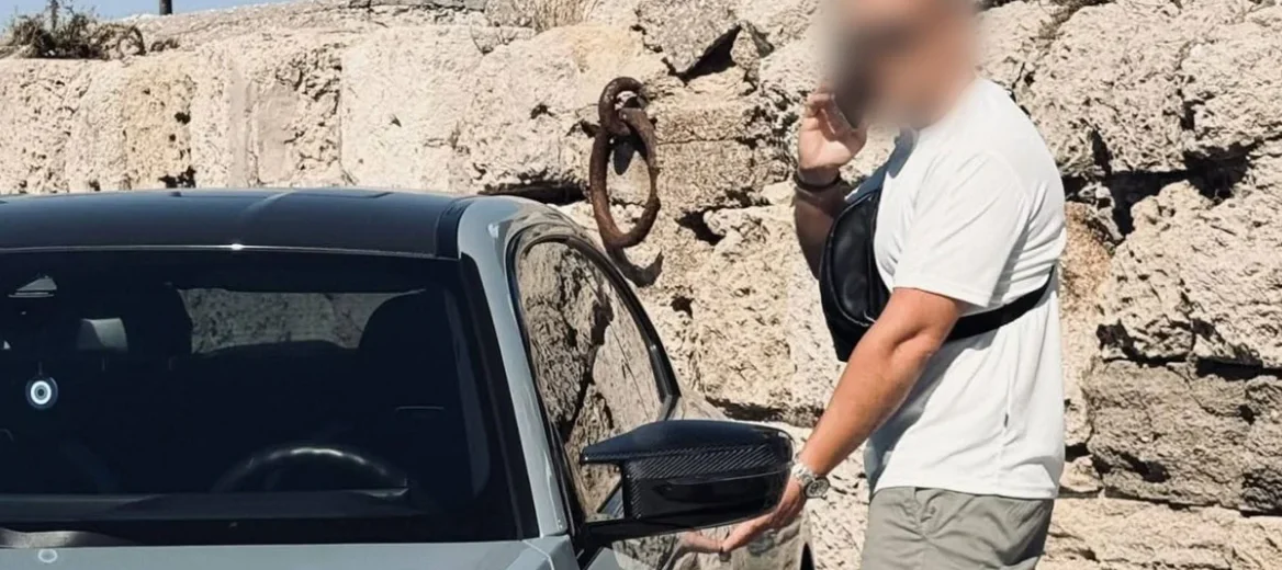 Ρόδος: «Δεν έτρεχα, πέρασα με πράσινο» ισχυρίζεται ο 44χρονος οδηγός του φονικού τροχαίου στη Ρόδο – Πριν δύο χρόνια είχε εμπλακεί ξανά σε ατύχημα – «Ήταν η κακιά ώρα», λέει η αδελφή του (βίντεο)