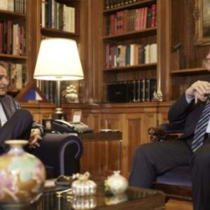 Μητσοτάκης σε Τασούλα: «Σε ένα χρόνο οι εκλογές, η αναδιάταξη του πολιτικού σκηνικού δεν μας αφορά»