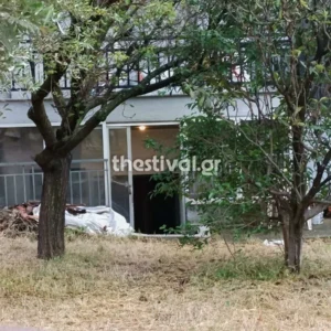 Θεσσαλονίκη: 30χρονος σκότωσε τον πατέρα του χτυπώντας τον με κατσαβίδι στο πρόσωπο – Δείτε βίντεο