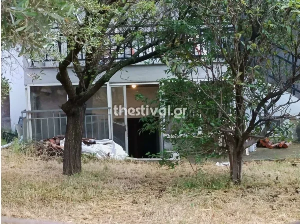 Θεσσαλονίκη: 30χρονος σκότωσε τον πατέρα του χτυπώντας τον με κατσαβίδι στο πρόσωπο – Δείτε βίντεο