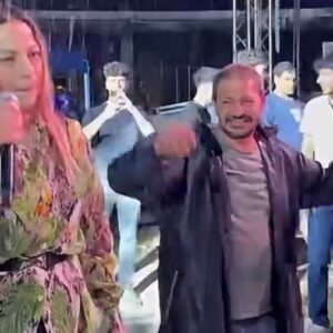 Τζένη Κατσίγιαννη: Χαμός στη συναυλία στα Άνω Λιόσια – Ο κόσμος χόρευε μέσα στη βροχή