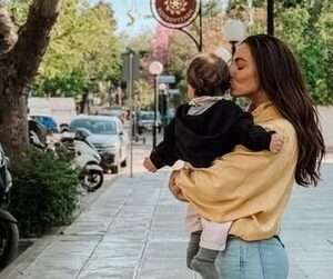 Ευρυδίκη Βαλαβάνη: “Η καρδιά μου είναι έτοιμη να σπάσει” – Αγωνιά γιατί θα αποχωριστεί τον 10 μηνών  γιό της