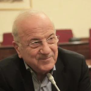 Πέθανε ο δημοσιογράφος Νάσος Αθανασίου σε ηλικία 75 χρόνων – Υπήρξε πρωτοπόρος της ελληνικής τηλεόρασης
