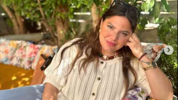 Δανάη Μπάρκα: «Πρέπει μέχρι τον γάμο να χάσω 11 κιλά» λέει σε χιουμοριστικό βίντεο που δημοσίευσε
