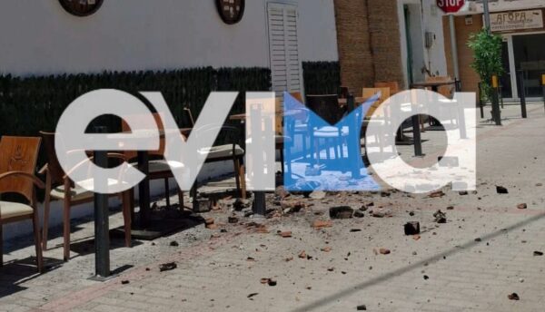 Ισχυρές σεισμικές δονήσεις 4,8 και 5,2 Ρίχτερ στη Βόρεια Εύβοια –  Ζημιές σε σπίτια, μαγαζιά και σε εκκλησία – «Δεν είναι κάτι ασυνήθιστο για  την περιοχή», λέει ο Παπαζάχος (βίντεο)