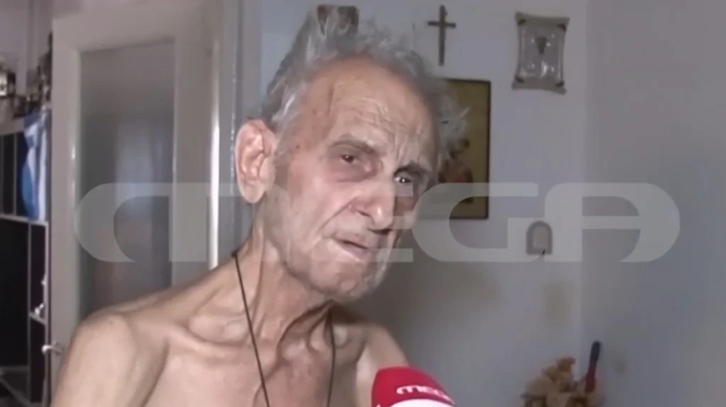 «Πάντα κρατάω μαχαίρι, δεν το είχα για εκείνη» λέει ο 90χρονος που αποπειράθηκε να μπει στο δωμάτιο όπου νοσηλεύεται η Μάρω Κοντού (βίντεο)
