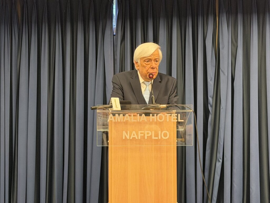 Π. Παυλόπουλος: Το σύνδρομο των πλεονασμών ως διαβρωτική παθογένεια της κυβερνητικής πρότασης αναθεώρησης του Συντάγματος
