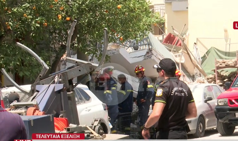 Πετράλωνα: Αφέθηκαν ελεύθεροι οι 5 συλληφθέντες – Προκαταρκτική εξέταση για τα αίτια της κατάρρευσης της πολυκατοικίας – Προσωρινό βοήθημα 3.000 στους ενοίκους που έμειναν άστεγοι (βίντεο)