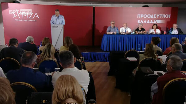 Εγκρίθηκε με μεγάλη πλειοψηφία η εισήγηση Φάμελλου για στήριξη στον Τσίπρα – Απορρίφθηκε τροπολογία Παππά, Πολάκη, Δούρου για αυτόνομη πορεία